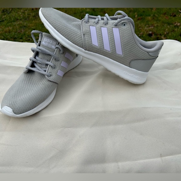 Adidas sneakers - Picture 2 of 2